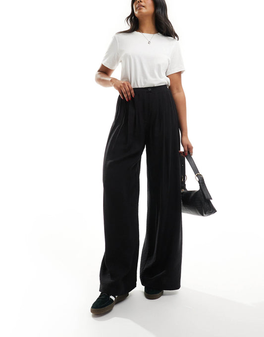 Fluid Pleat Front Trouser