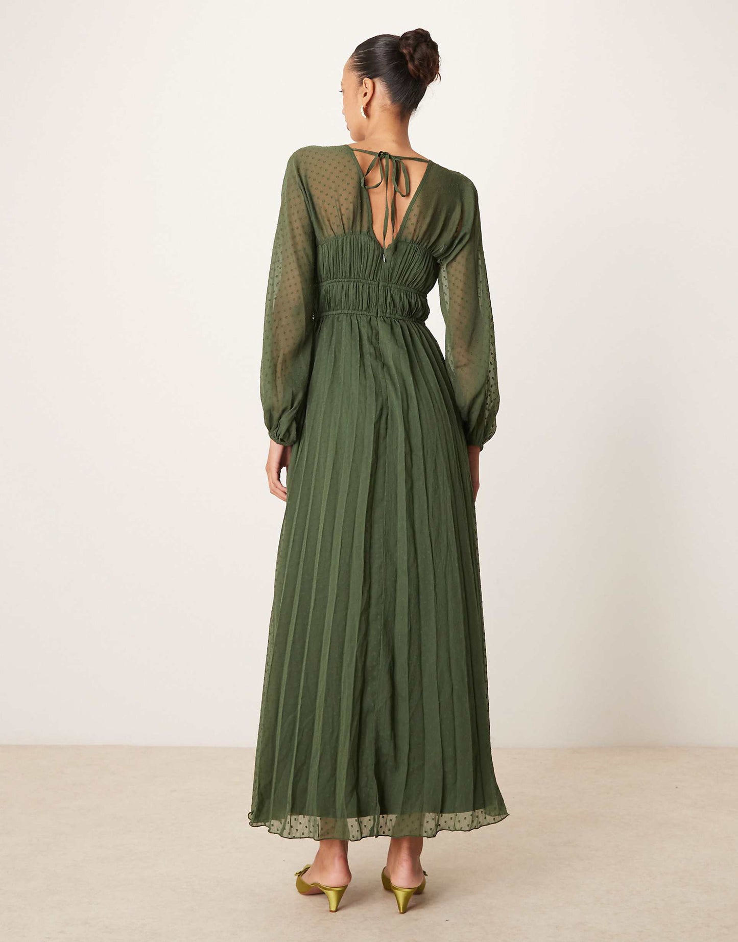 Plunge Long Sleeve Pleated Midaxi Dress