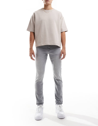 Loom Slim Fit Jeans