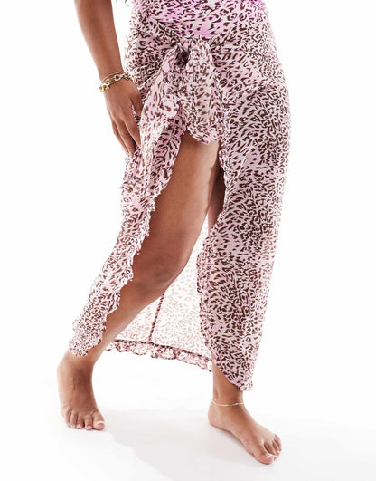 Curve Lettuce Edge Graduated Sarong Skirt