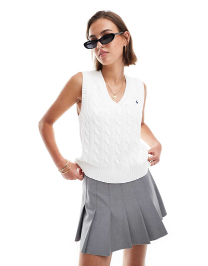 Cable Knit Vest With V Neck