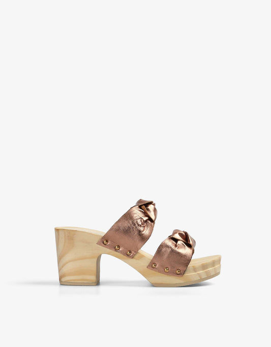 Knot Shoesin Bronze
