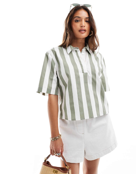 Short Sleeve Cropped Shirt