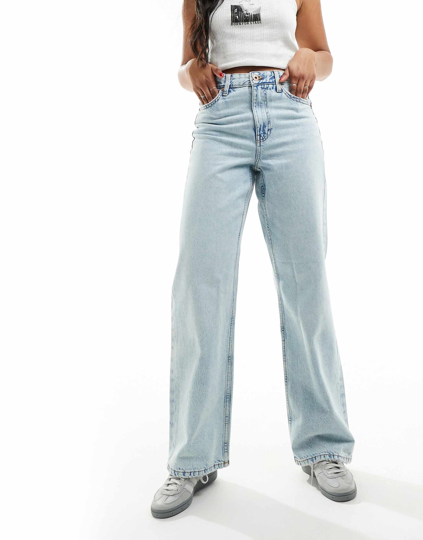 Relaxed Straight Leg Jean