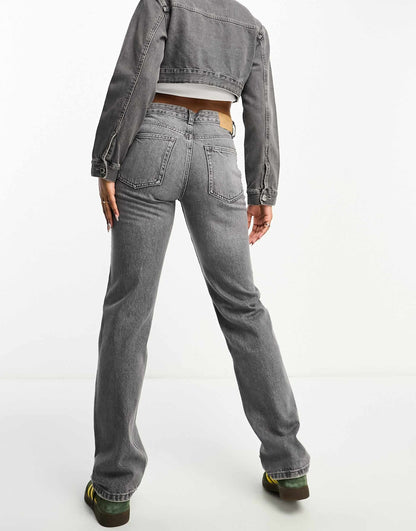 Mid Rise Straight Leg Jean