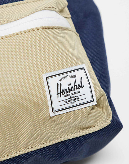 Pop Quiz Hip Pack
