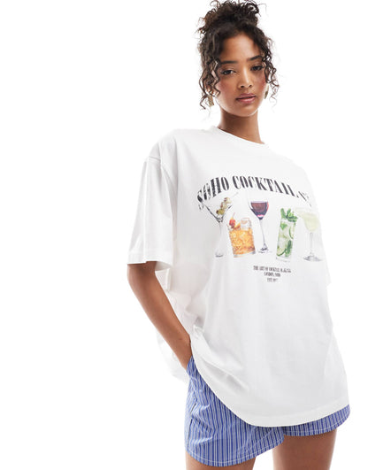 Boyfriend Fit T-Shirt With Soho Cocktail Club Graphic