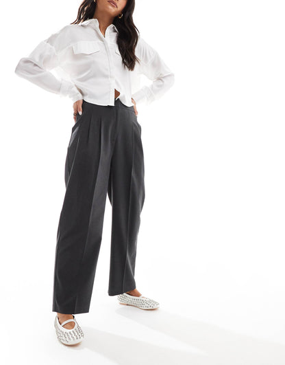 Tailored Barrel Trousers