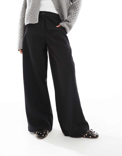 Petite Tailored Relaxed Straight Leg Trousers