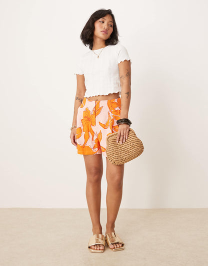 Petite High Waist Seam Detail Tailored Shorts With Linen