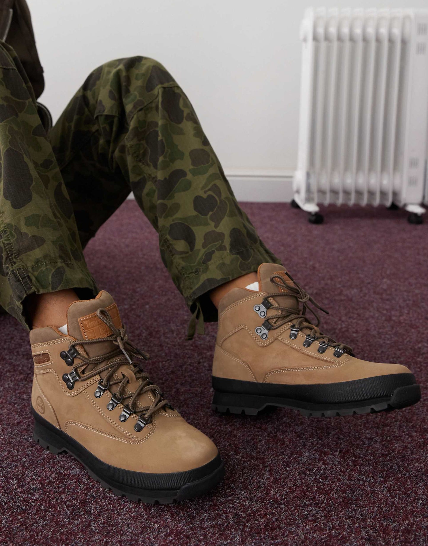 Euro Hiker Mid Lace Up Boot Medium Beige Nubuck