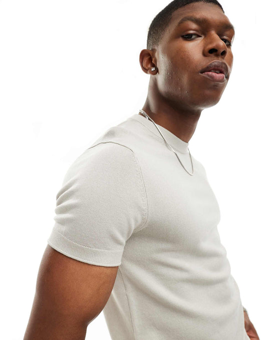 Fine Knitted Muscle Fit T-Shirt