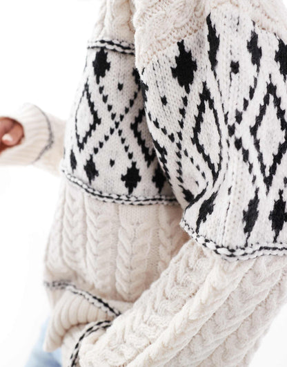 Round Neck Argyle Knitted Jumper