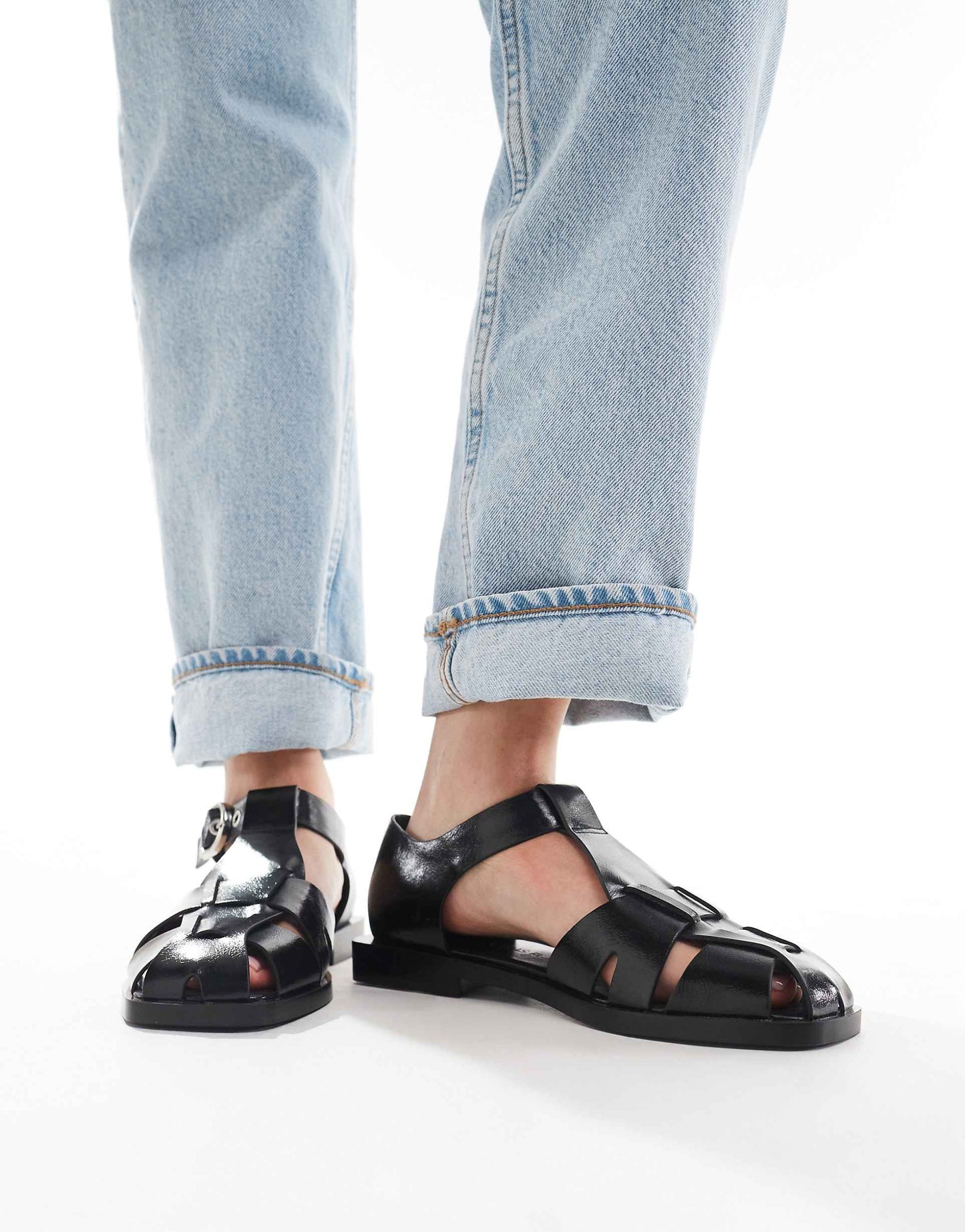 Buckle Detail Covered Toe Sandal