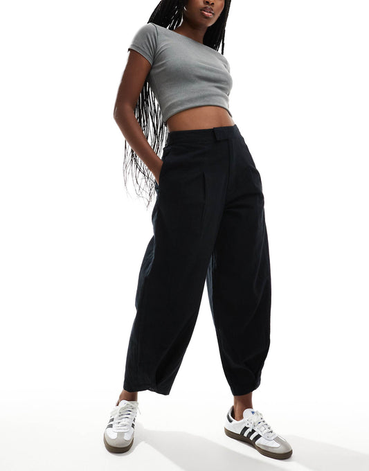 Flannel Barrel Leg Trousers