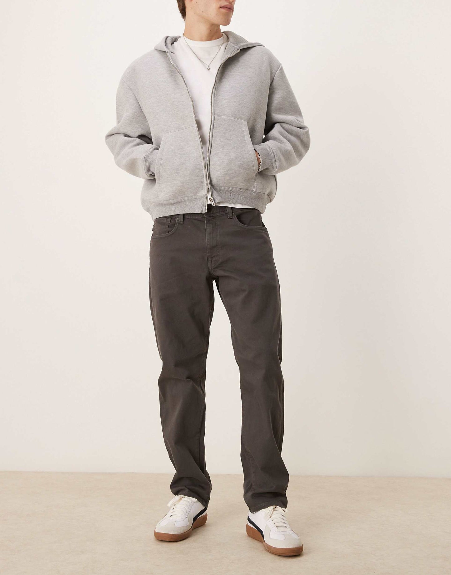 Straight Fit Scott Jean