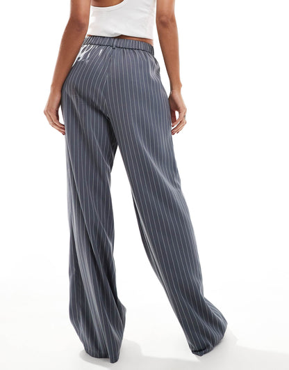 Wide Leg Smart Trouser