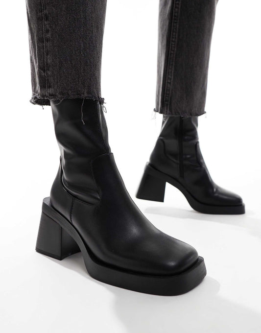 Rome Square Toe Mid-Heel Platform Boots