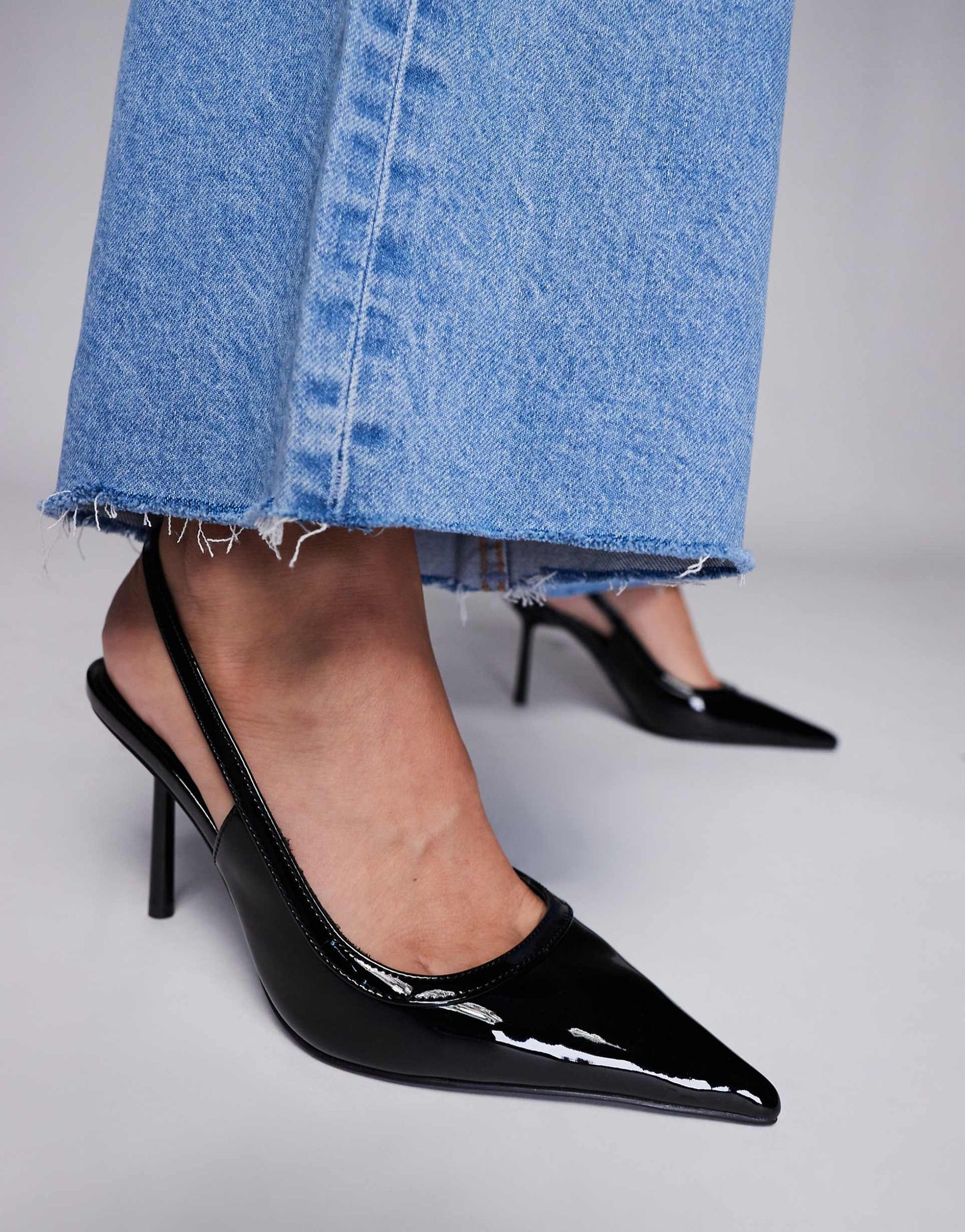 Poser Slingback High Heeled Shoes