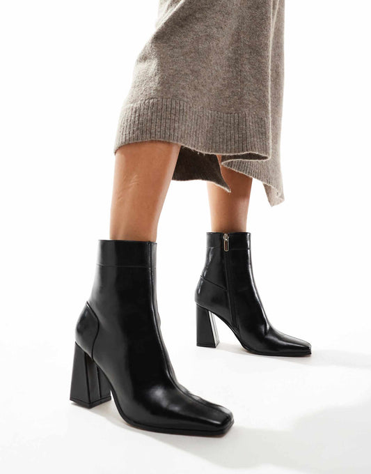 Wide Fit Everest Flared Heel Boots