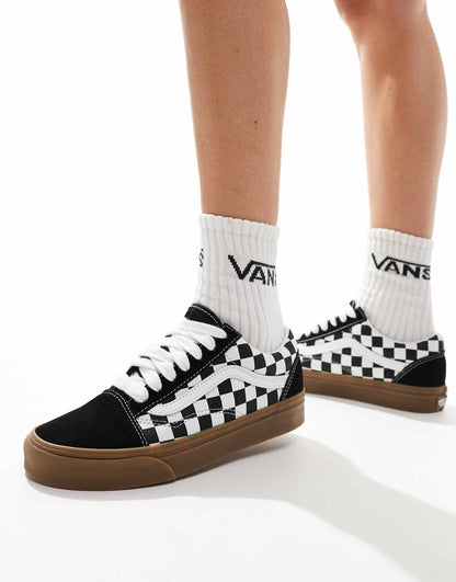Old Skool Trainers With Oversized Laces