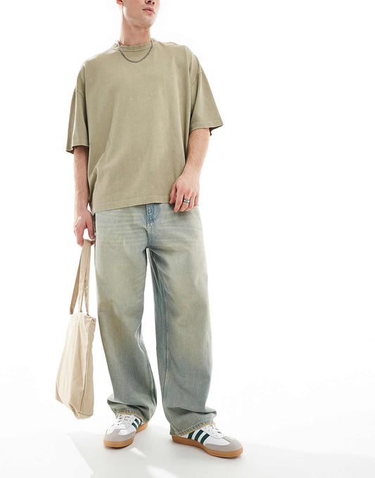 Skater Fit Jeans