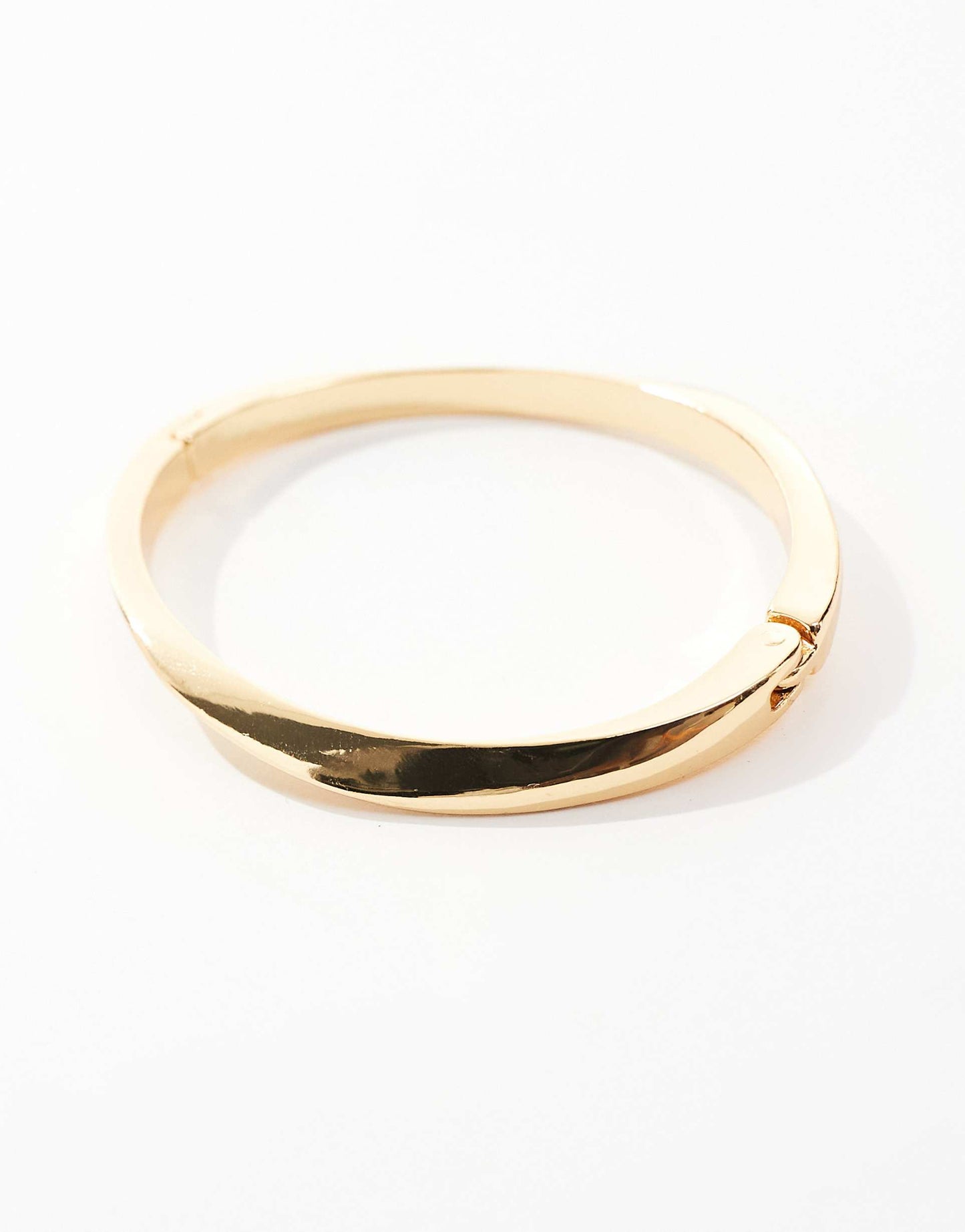 14K Gold Plated Bangle Bracelet With Minimal Twist Design