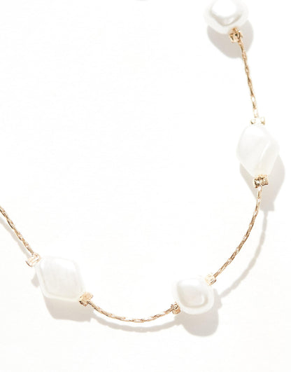 Bracelet With Faux Pearl And Fine Chain Design