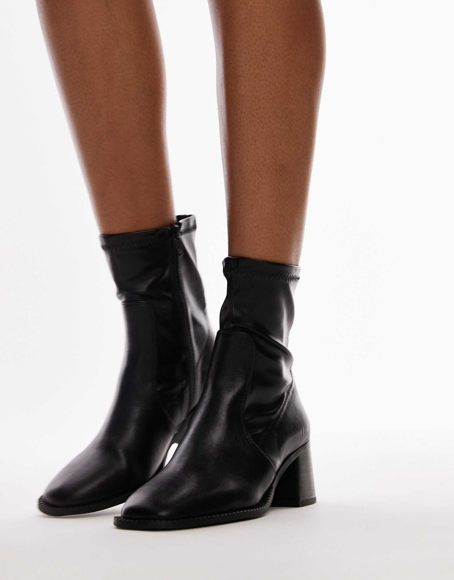 Wide Fit Nicola Block Heel Ankle Boot