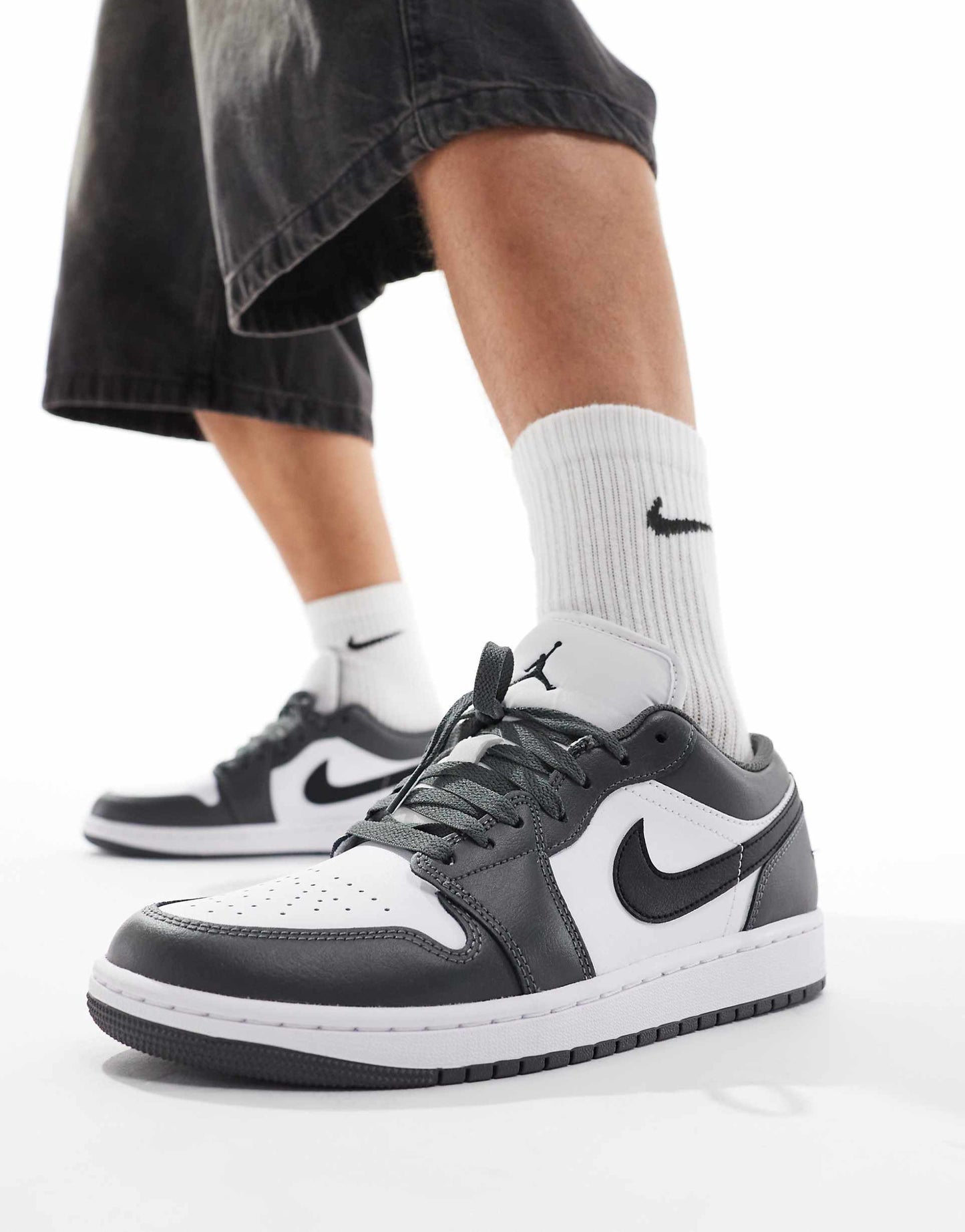 Nike Air  Low Trainers