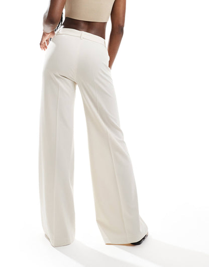 Wide Leg Tailored Trouser