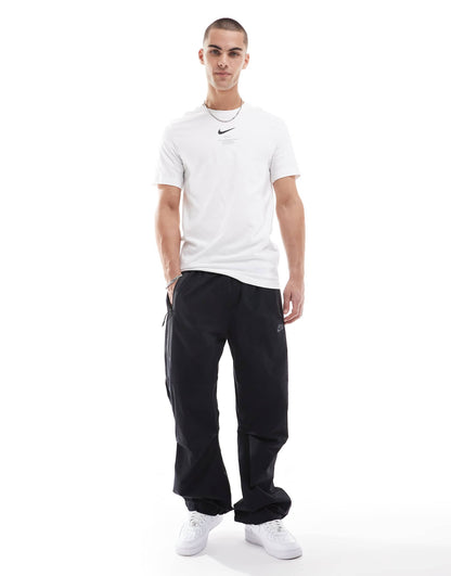 Tech Woven Loose Fit Trousers
