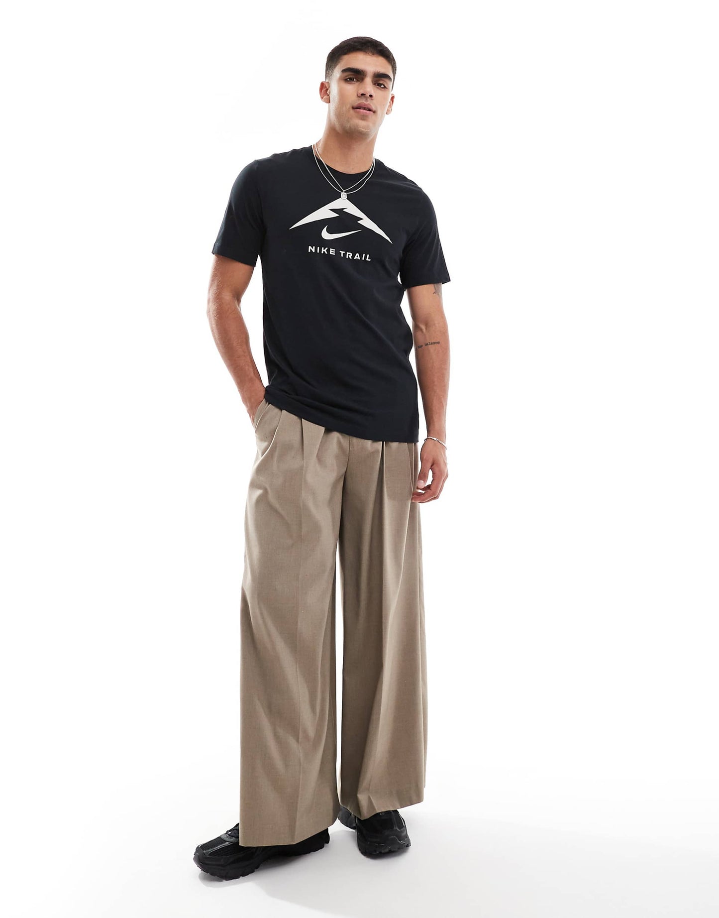 Running Trail Logo T-Shirt