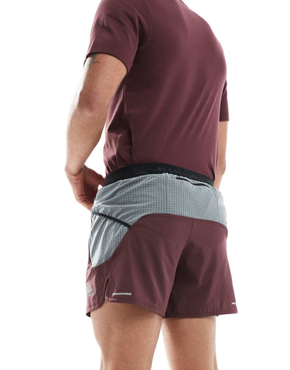 Running Trail Logo 5 Inch Shorts