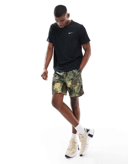 Training Camo Print 7 Inch Shorts