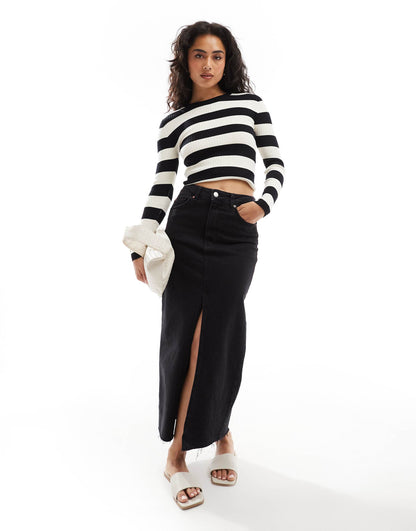 Round Neck Stripe Jumper