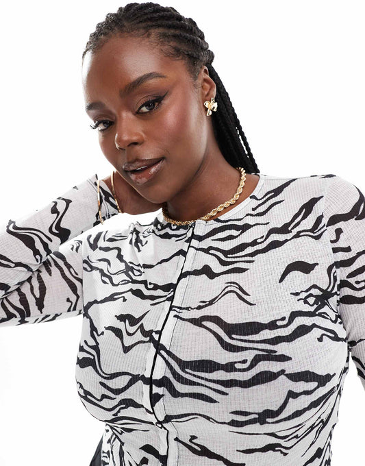 Curve Long Sleeve Mesh Cardigan
