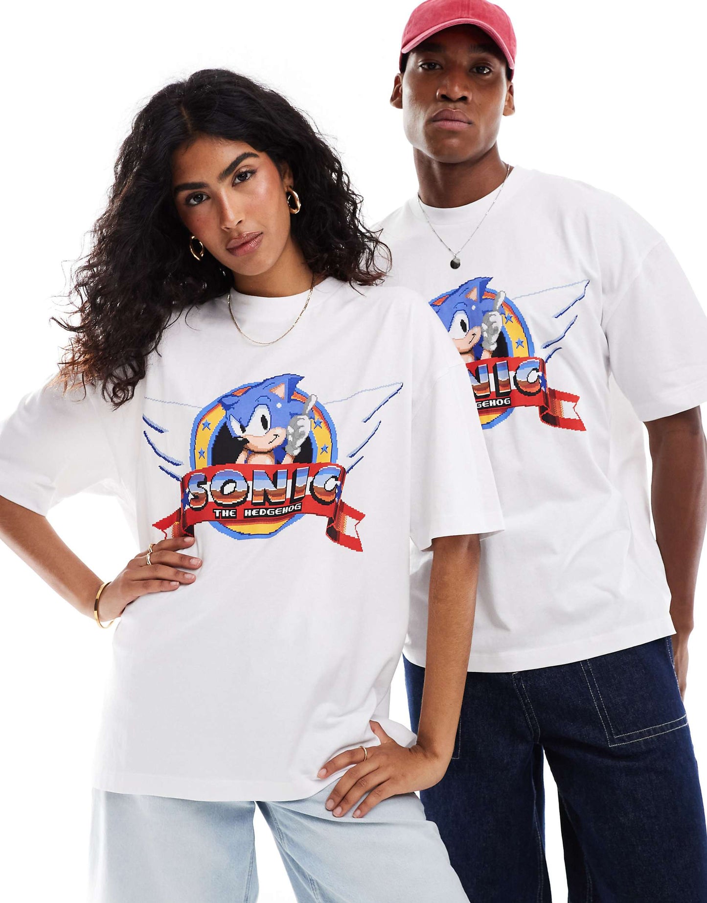 Unisex Oversized T-Shirt With Sonic The Hedgehoge Print