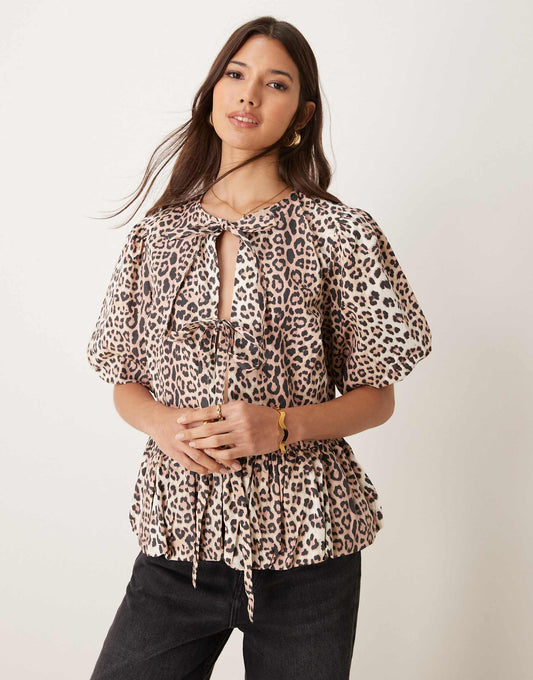 Cotton Puff Sleeve Peplum Top