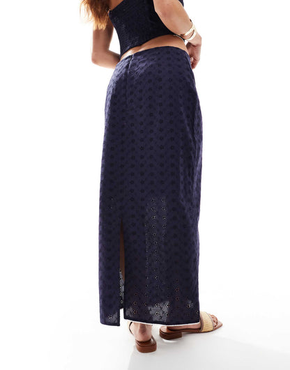 Str Midi Skirt With Embroidery Detail Co-Rd