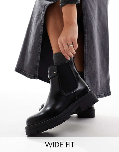 Wide Fit Chunky Chelsea Boots