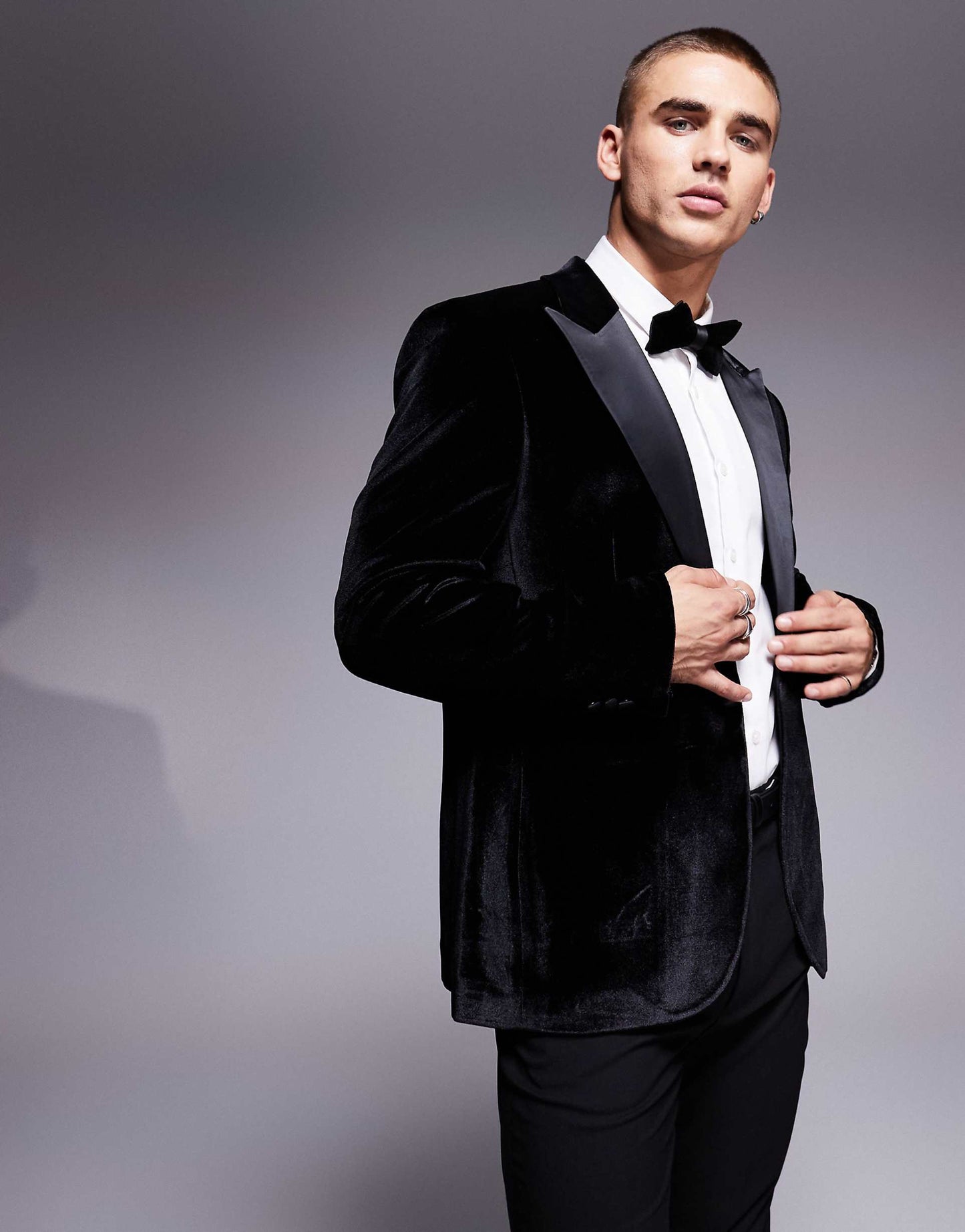 Slim Velvet Tuxedo Blazer