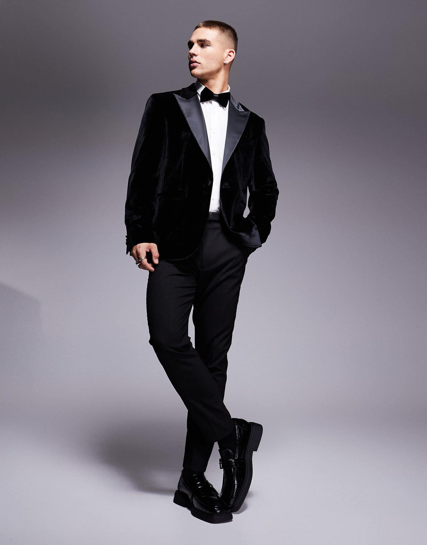 Slim Velvet Tuxedo Blazer