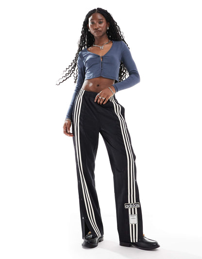 Cable Knit Crop Fitted Cardigan