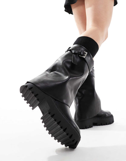 Chunky Fold Over Boots