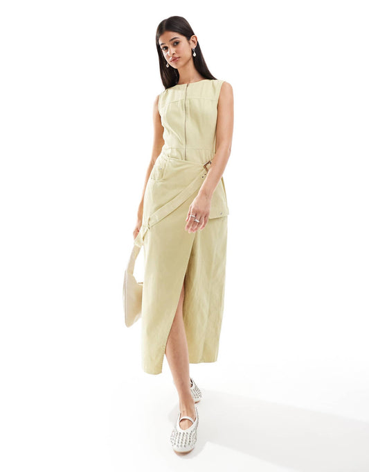 Twill Split Hem Midi Dress With Buckle