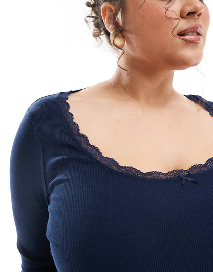 Curve Scoop Neck Lace Detail Long Sleeve T-Shirt