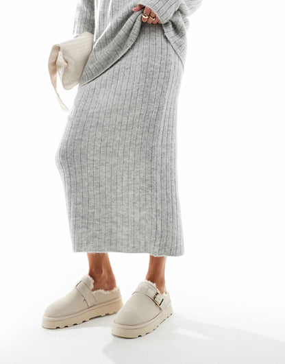 Reach Sheep Skin Buckle Mules