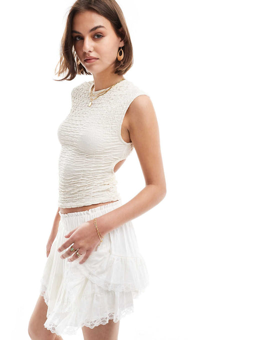 Bubble Texture Cut Out Back Top