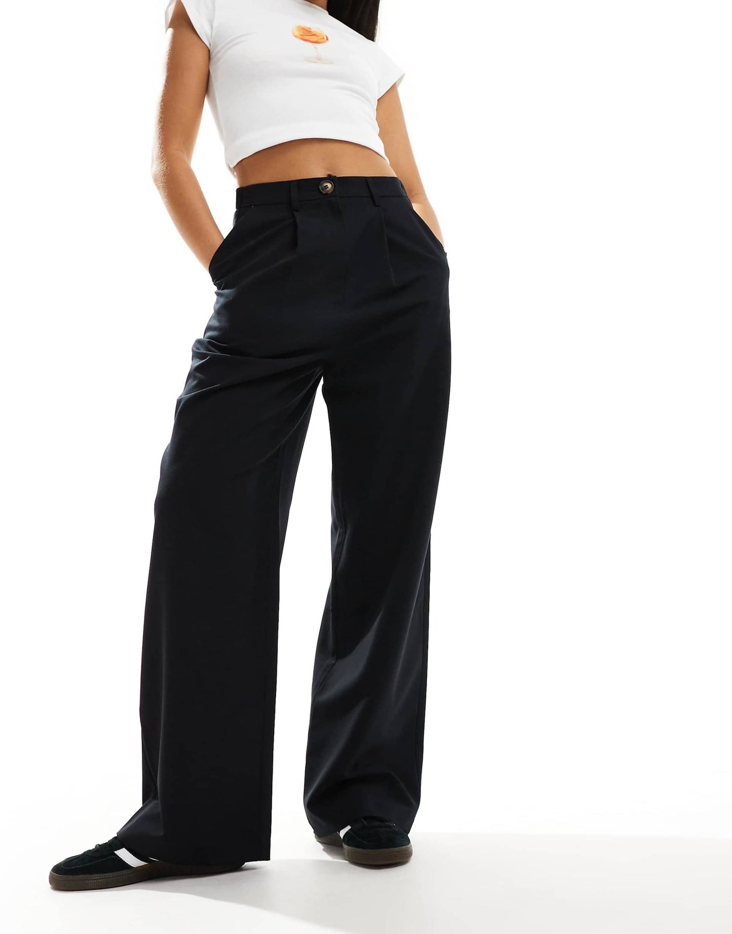 Tailored Wide Leg Trouser